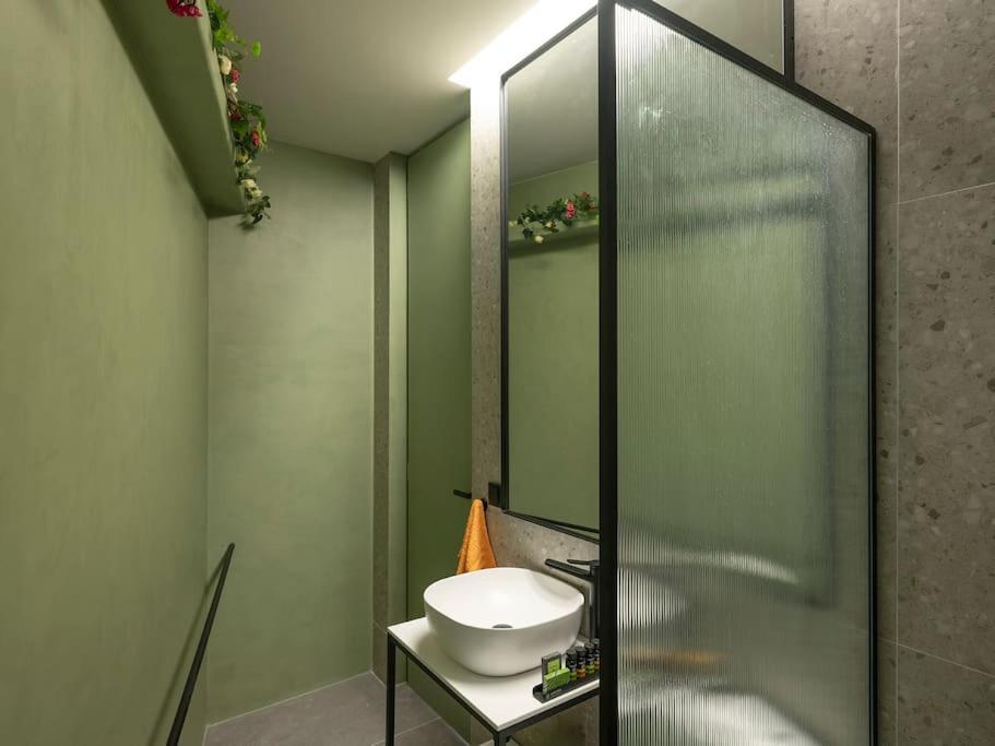 Hoppersgr- Amazing Apt In The Heart Of Athens - 3 エクステリア 写真